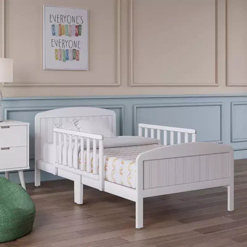 Lit pour tout-petits Harrisburg de BK Furniture