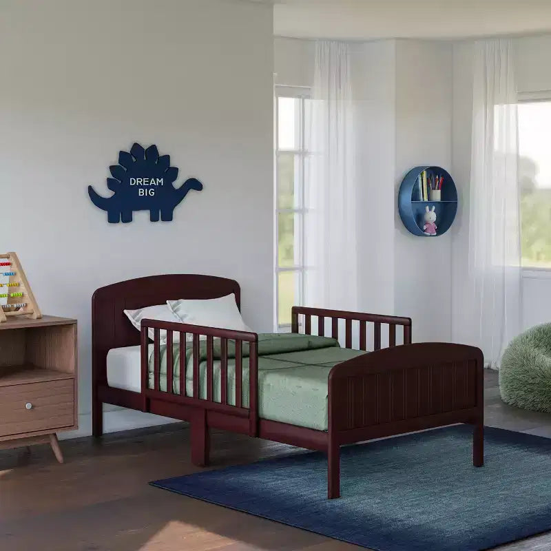 Lit pour tout-petits Harrisburg de BK Furniture