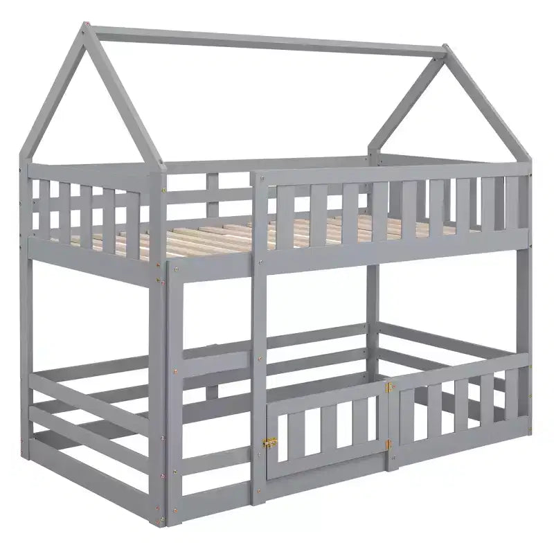 Lit superposé cabane jumeau sur jumeau pour enfants, lit superposé bas au sol avec clôture et porte, lit superposé cabane en bois de taille jumeau