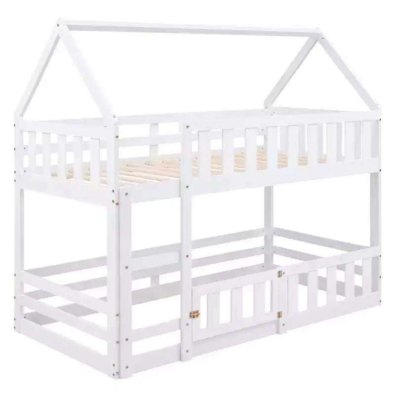 Lit superposé cabane jumeau sur jumeau pour enfants, lit superposé bas au sol avec clôture et porte, lit superposé cabane en bois de taille jumeau