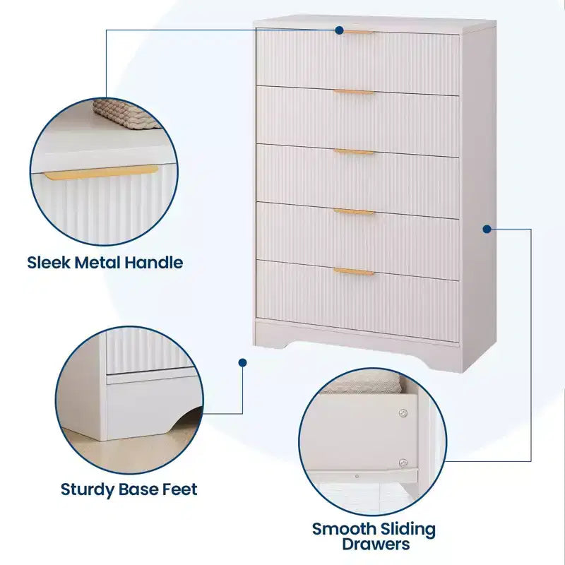 Commode à 5 tiroirs GustoWave avec façades cannelées et poignées dorées, meuble de rangement haut pour chambre à coucher