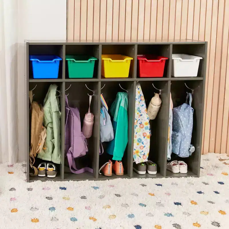 Vestiaire à 5 compartiments pour tout-petits et 5 bacs de rangement avant à écope ECR4Kids Streamline, Rangement à casiers