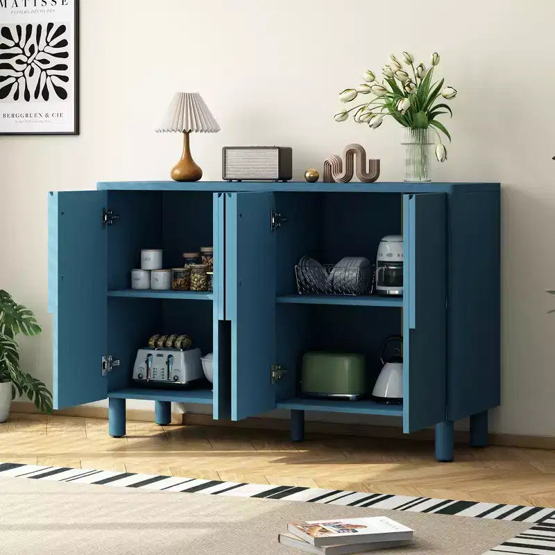 Meuble de rangement buffet 4 portes en bois avec étagères réglables et poignées arquées uniques pour salle à manger, cuisine ou salon