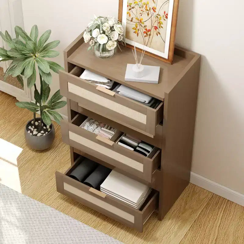 Commode Bohème en Rotin 5 Tiroirs, Meuble de Rangement Tissé de 117 cm de Haut, Table de Chevet Armoire de Rangement pour Vêtements