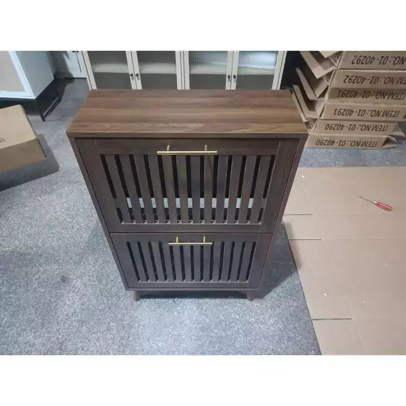 Meuble à chaussures moderne Okak de 60 cm, organisateur de chaussures autoportant avec 2 tiroirs basculants, armoire à chaussures pour entrée, salon, couloir, noyer