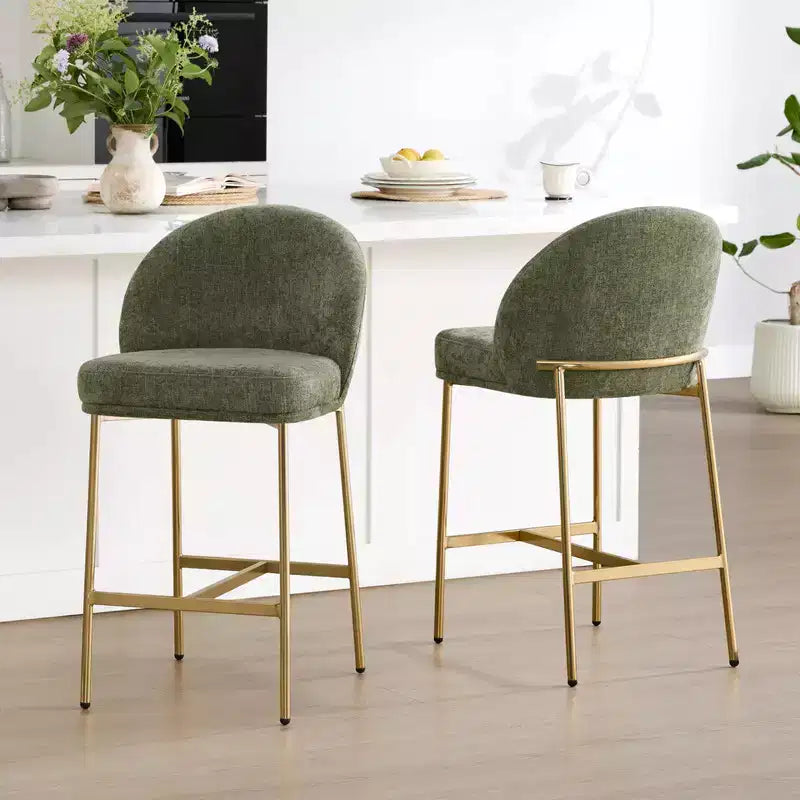 Tabouret de comptoir Spruce&Spring avec dossier incurvé et pieds en métal