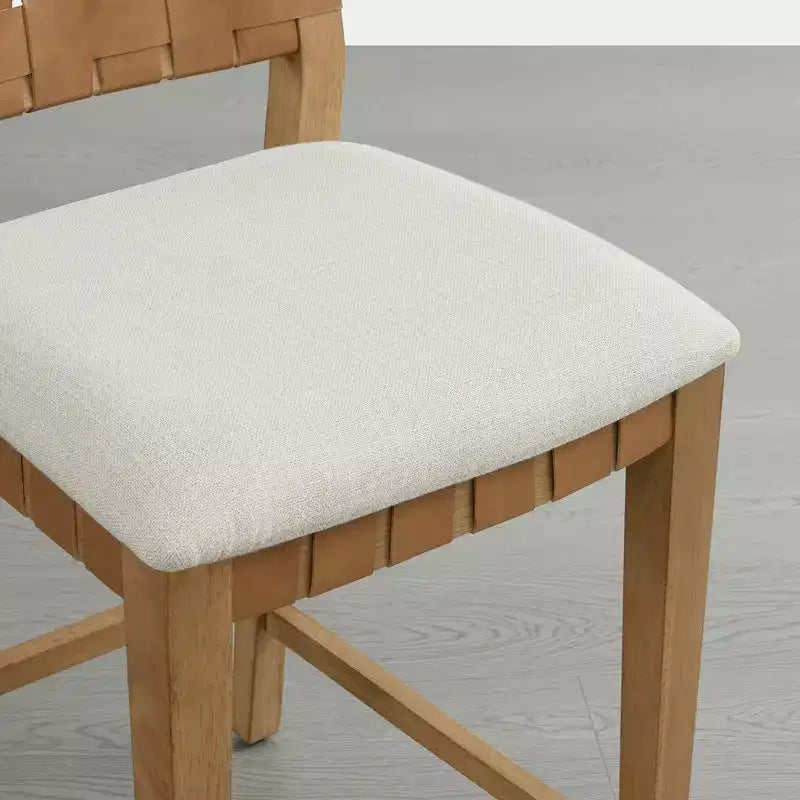 Tabouret de bar Spruce&Spring 26 en bois massif hauteur comptoir avec dossier en PVC tressé à la main et assise rembourrée, lot de 2