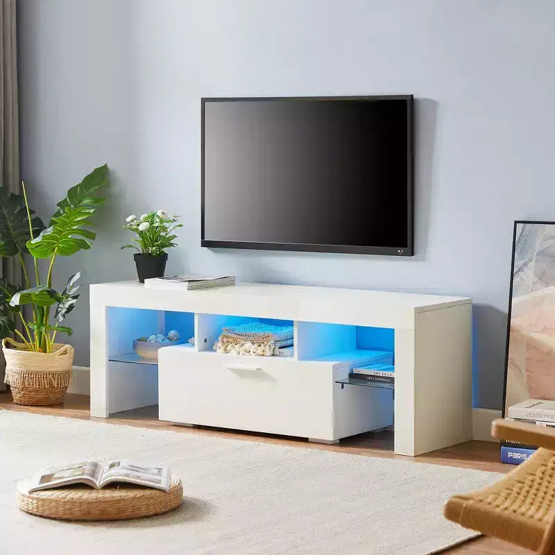Meuble TV moderne à LED GDFStudio Soledad avec rangement et étagère en verre