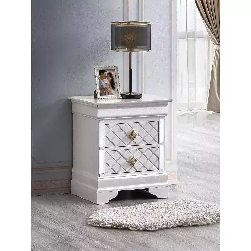 Table de chevet Passion Furniture Veron blanc perle à 2 tiroirs de 53,34 cm de large