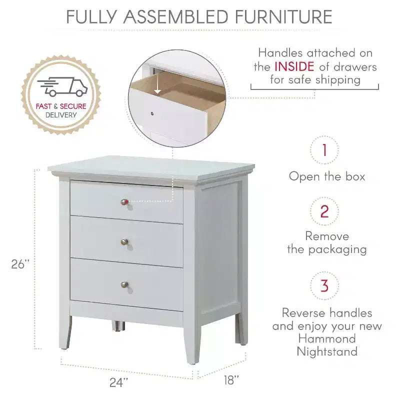 Table de chevet blanche HomeStock 66x61x46 cm avec trois tiroirs spacieux, table de chevet compacte pour le rangement de la chambre et accent lumineux élégant