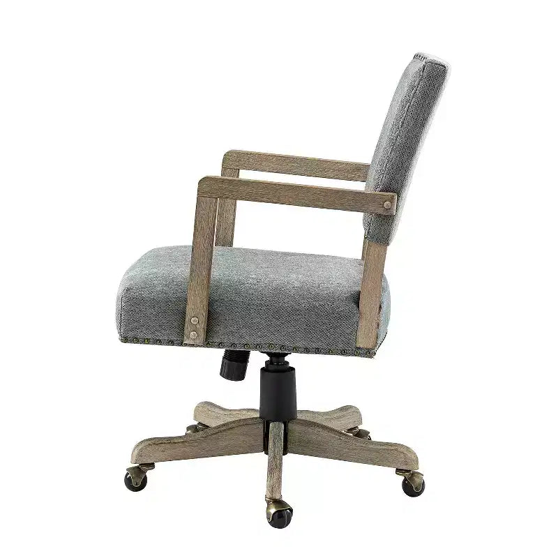 Fauteuil de bureau moderne Debora pour salon et bureau avec garnitures cloutées | KARAT HOME