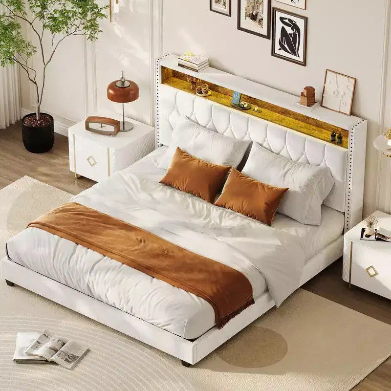 Lit Coolmee avec lumières LED, tailles Full/Queen/King, plateforme rembourrée avec station de charge et tête de lit de rangement à 2 niveaux
