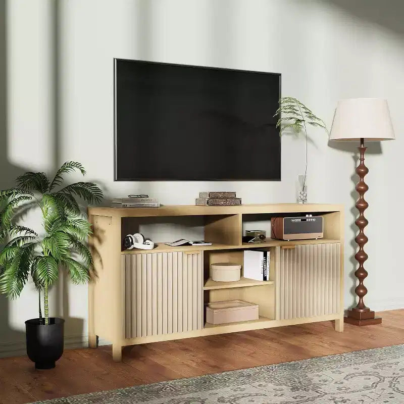 Meuble TV cannelé Acekool pour téléviseurs de 65 pouces, console multimédia moderne du milieu du siècle avec étagères réglables, meuble TV fin de style campagnard