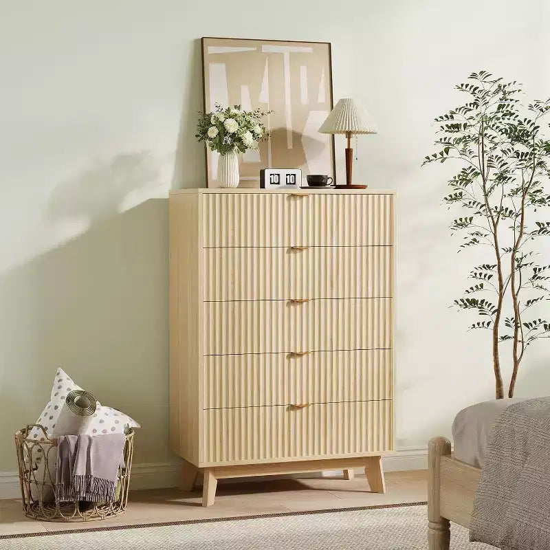 Acekool Commode de Rangement à 5 Tiroirs, Commode Canelée Moderne du Milieu du Siècle de 81 cm de Haut, Commode en Chêne pour Chambre, Salon, Couloir