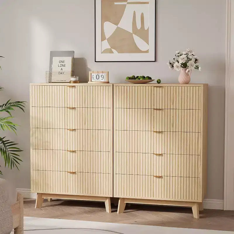 Acekool Commode de Rangement à 5 Tiroirs, Commode Canelée Moderne du Milieu du Siècle de 81 cm de Haut, Commode en Chêne pour Chambre, Salon, Couloir