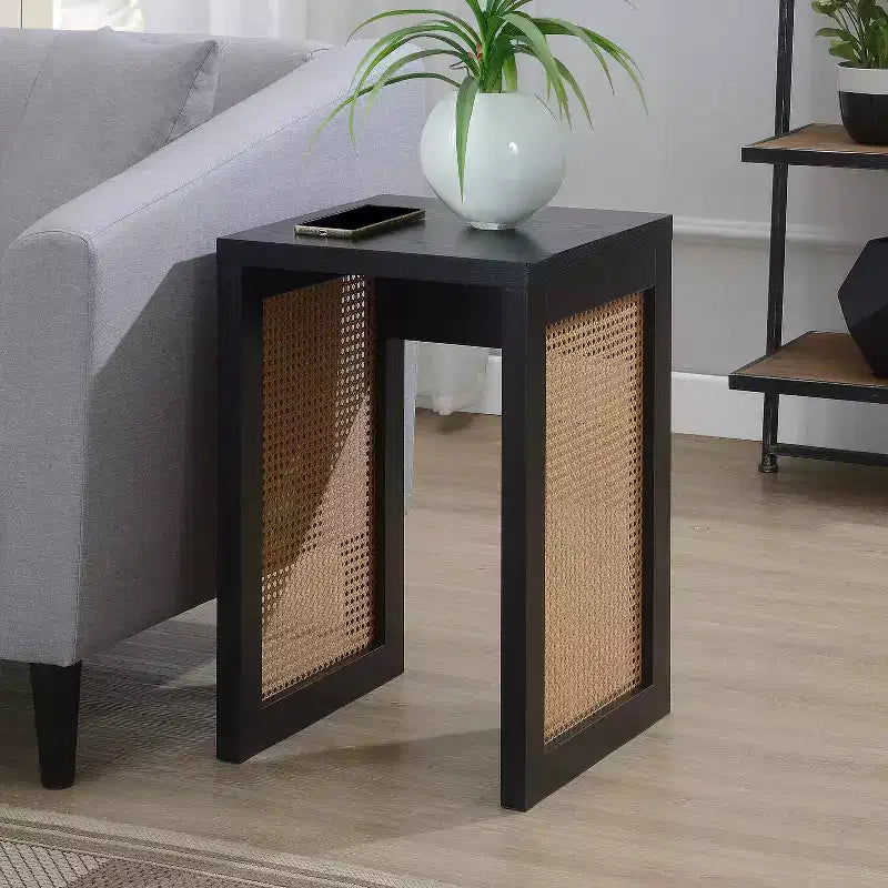 HomeStock 24 po H Table d'appoint carrée en bois de couleur beige - 1 pièce