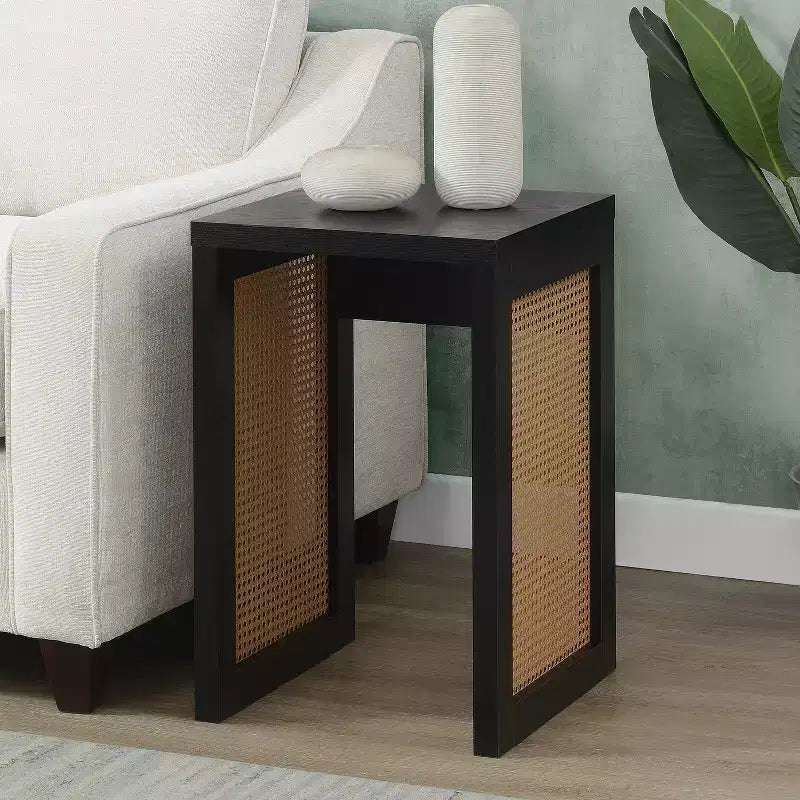HomeStock 24 po H Table d'appoint carrée en bois de couleur beige - 1 pièce