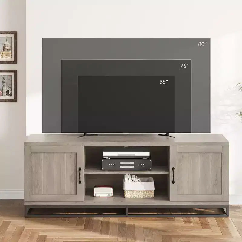 Meuble TV de ferme Garvee pour téléviseur de 75 pouces, meuble de divertissement avec pieds métalliques robustes et étagères réglables, console multimédia en bois pour salon et chambre