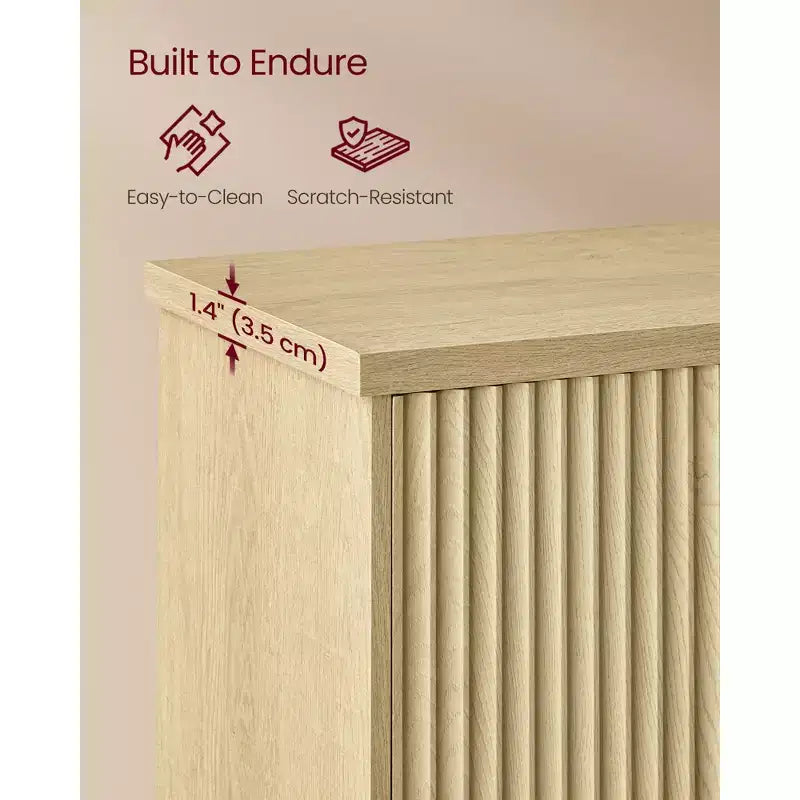 Meuble de salle de bain mural - Rangement WC avec portes cannelées, porte-serviettes, étagère réglable, 45 cm de large, beige chêne