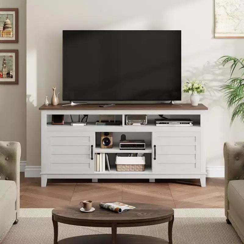 Meuble TV pour 160 cm, meuble TV avec étagères réglables, meuble TV de style ferme avec portes de placard