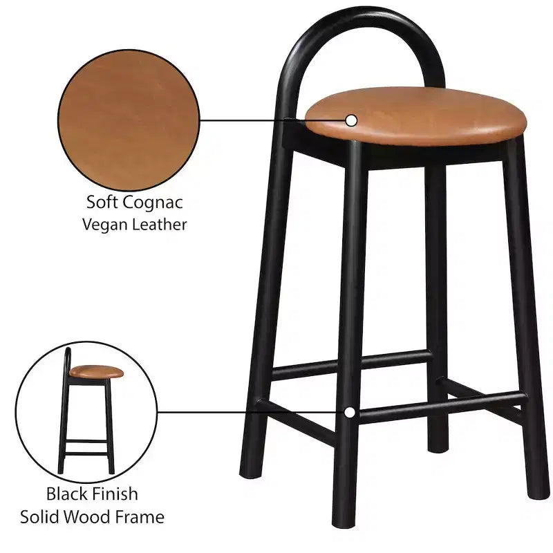 Meridian Furniture, Tabouret Calvin en similicuir cognac