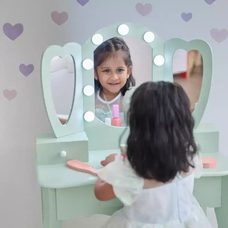 Coiffeuse pour enfants en bois Teamson Kids Heart Glow avec miroir et tabouret à LED