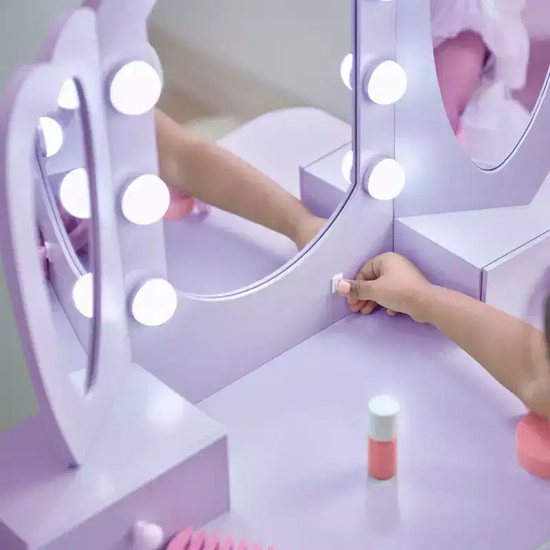 Coiffeuse pour enfants en bois Teamson Kids Heart Glow avec miroir et tabouret à LED