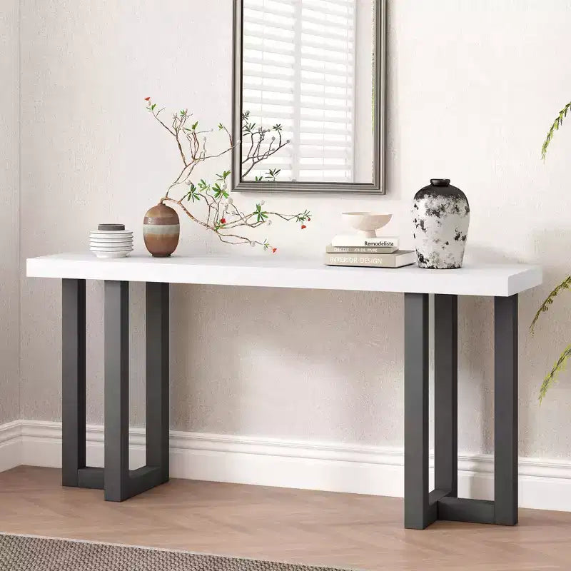 Console moderne Okak 63 po avec pieds en bois massif, table d'entrée élégante avec plateau épais, table de couloir pour salon, chambre à coucher