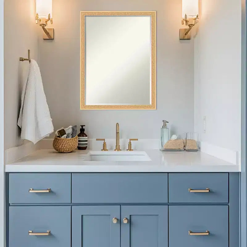 Miroir de vanité de salle de bain encadré en bois biseauté d'un demi-pouce