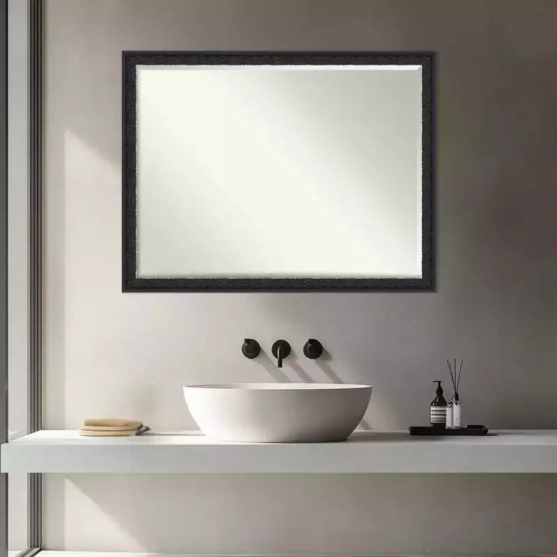 Miroir de vanité de salle de bain encadré en bois biseauté d'un demi-pouce