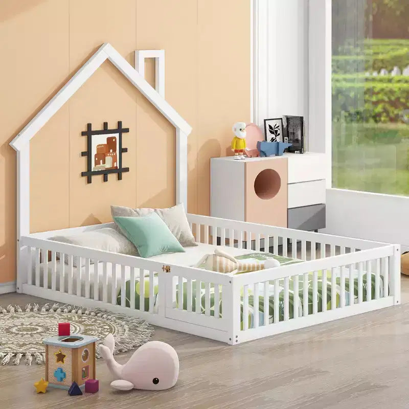 Lit plateforme cabane pour enfants pleine grandeur avec garde-corps