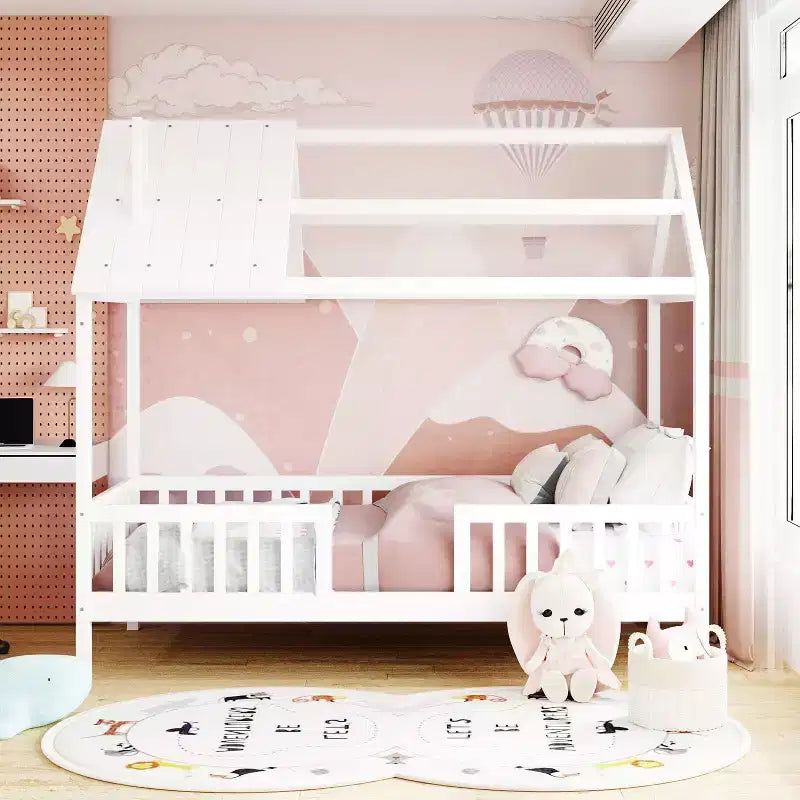 Cadre de lit cabane simple en bois massif avec barrière de sécurité pour enfants