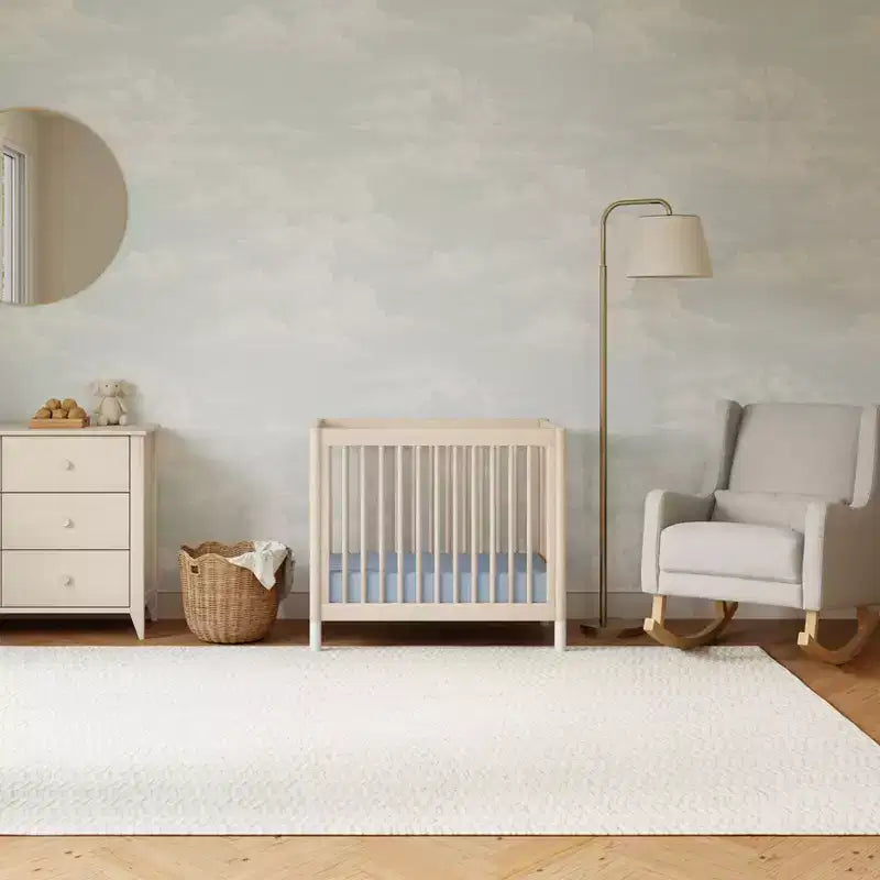 Mini-lit bébé convertible 4-en-1 avec pieds interchangeables