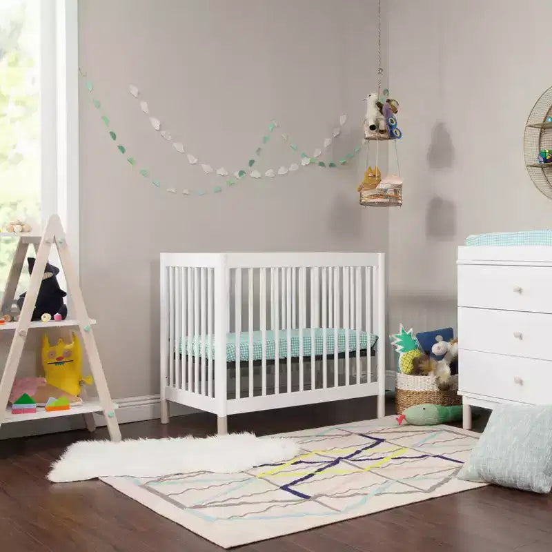 Mini-lit bébé convertible 4-en-1 avec pieds interchangeables