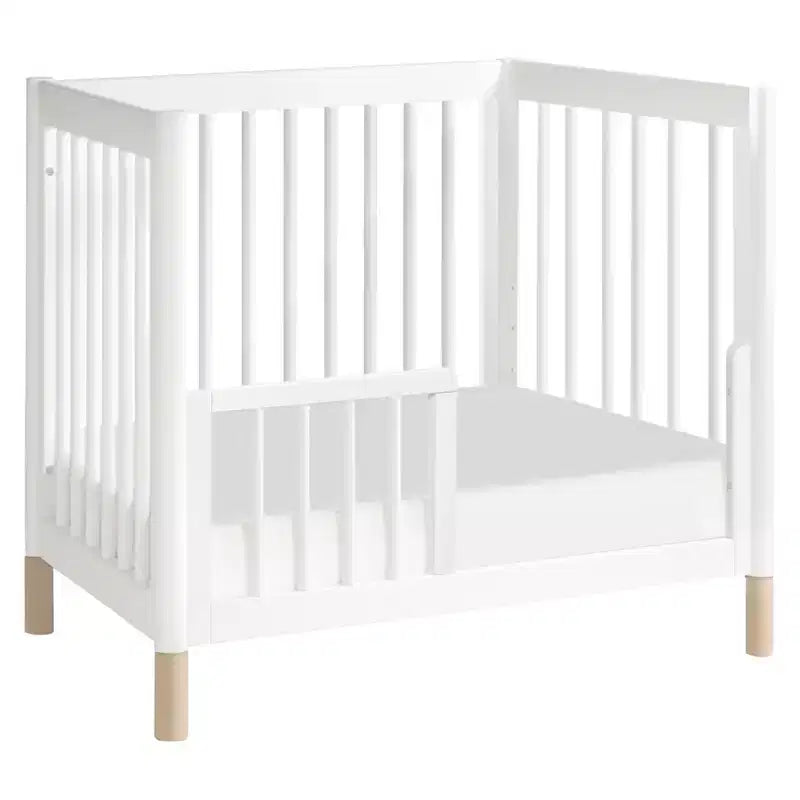 Mini-lit bébé convertible 4-en-1 avec pieds interchangeables