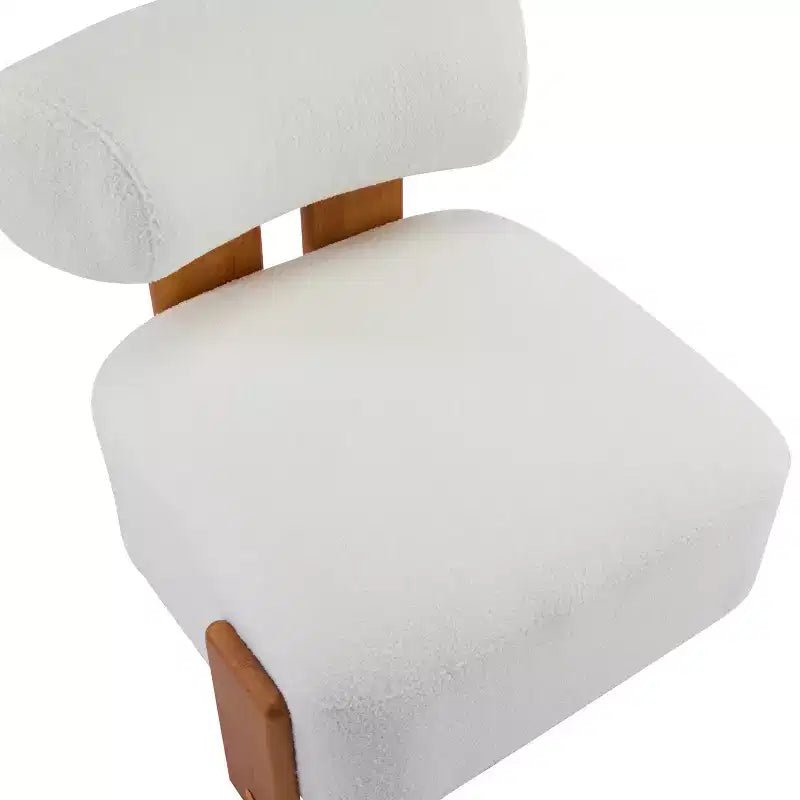 Fauteuil d'appoint contemporain en hévéa et bouclé
