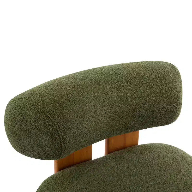 Fauteuil d'appoint contemporain en hévéa et bouclé