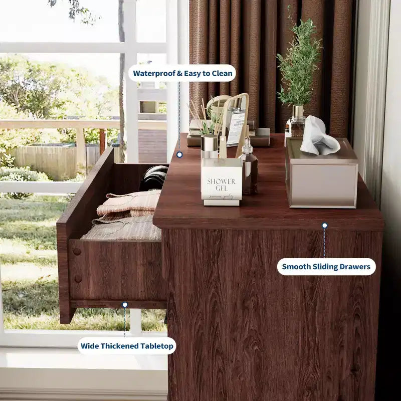 Commode 4 Tiroirs pour Chambre à Coucher, Armoire Haute de Style Ferme avec Poignées en Métal, Armoire en Bois Rustique pour Salon, Couloir