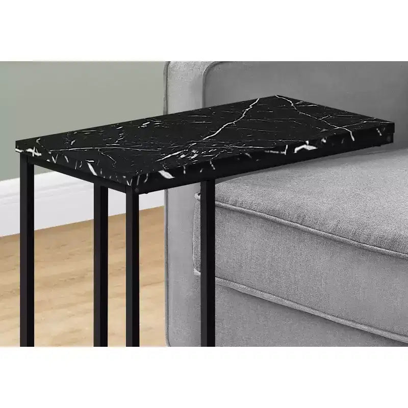 Table d'appoint en C Okak Minimalism avec cadre en métal, tables de plateau modernes, table d'accoudoir de canapé pour salon, chambre à coucher, côté de canapé