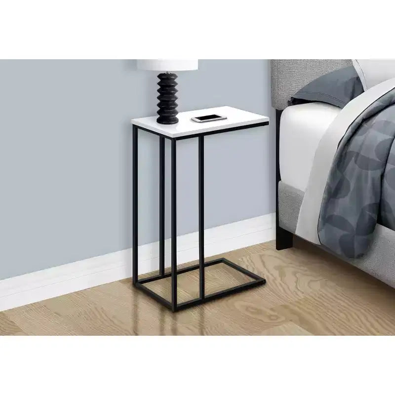 Table d'appoint en C Okak Minimalism avec cadre en métal, tables de plateau modernes, table d'accoudoir de canapé pour salon, chambre à coucher, côté de canapé