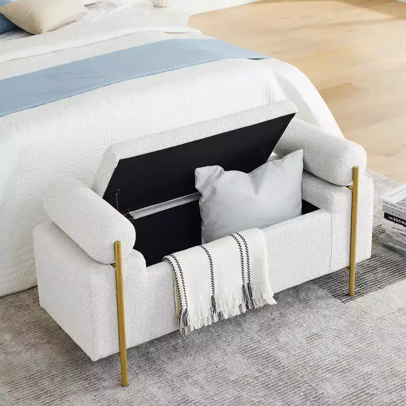 Banc de rangement capitonné élégant EHMKNP en lin avec accoudoirs cylindriques et pieds en fer