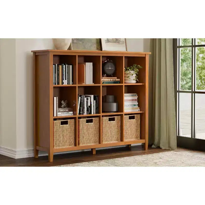 Meuble de rangement 12 casiers transitionnel en BOIS MASSIF Norfolk 48 po x 57 po, brun doré clair