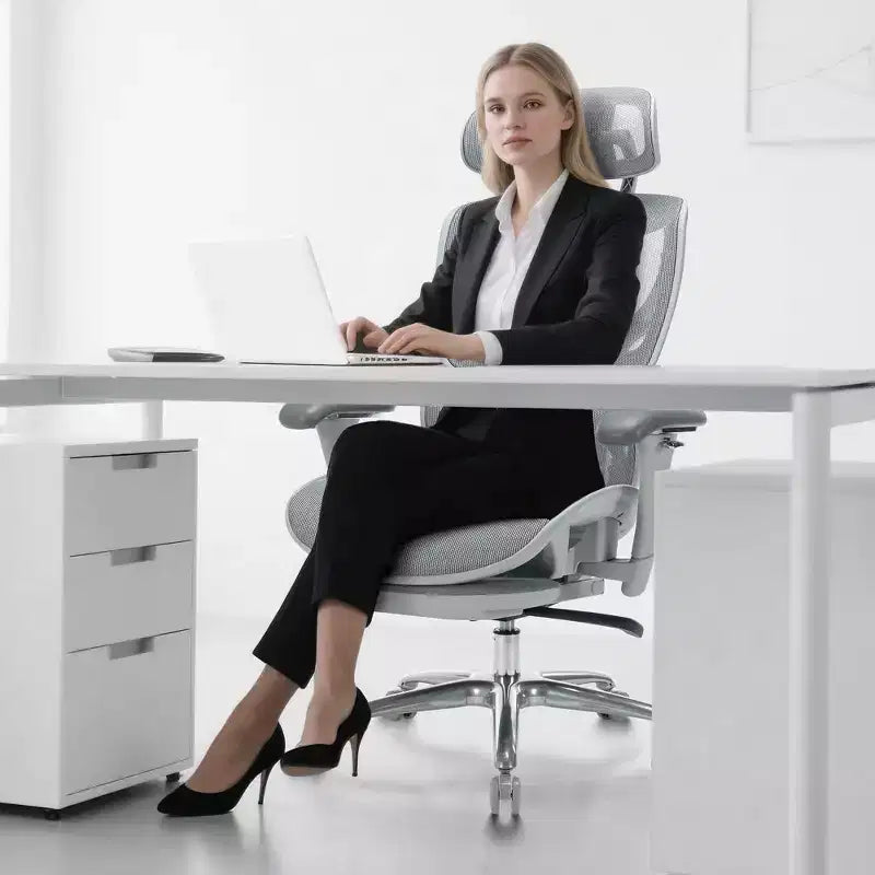 Chaise de bureau ergonomique en maille Ora Maison avec repose-pieds, soutien lombaire et accoudoirs 3D