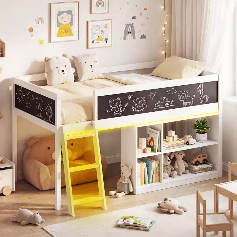 Lit mezzanine enfant Costway avec lumières LED, tableau noir et bibliothèque amovible, barrière de sécurité