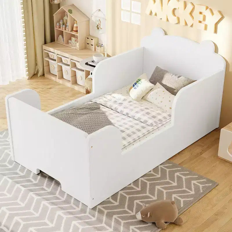 Lit de sol bébé GDFStudio Avery en bois en forme d'ours avec coins arrondis