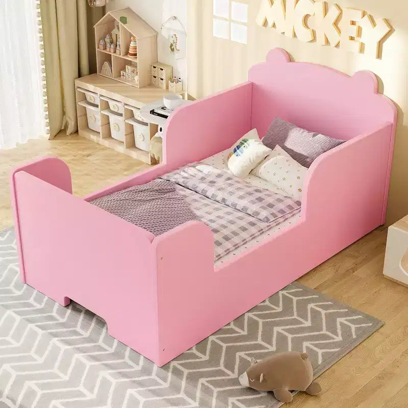 Lit de sol bébé GDFStudio Avery en bois en forme d'ours avec coins arrondis