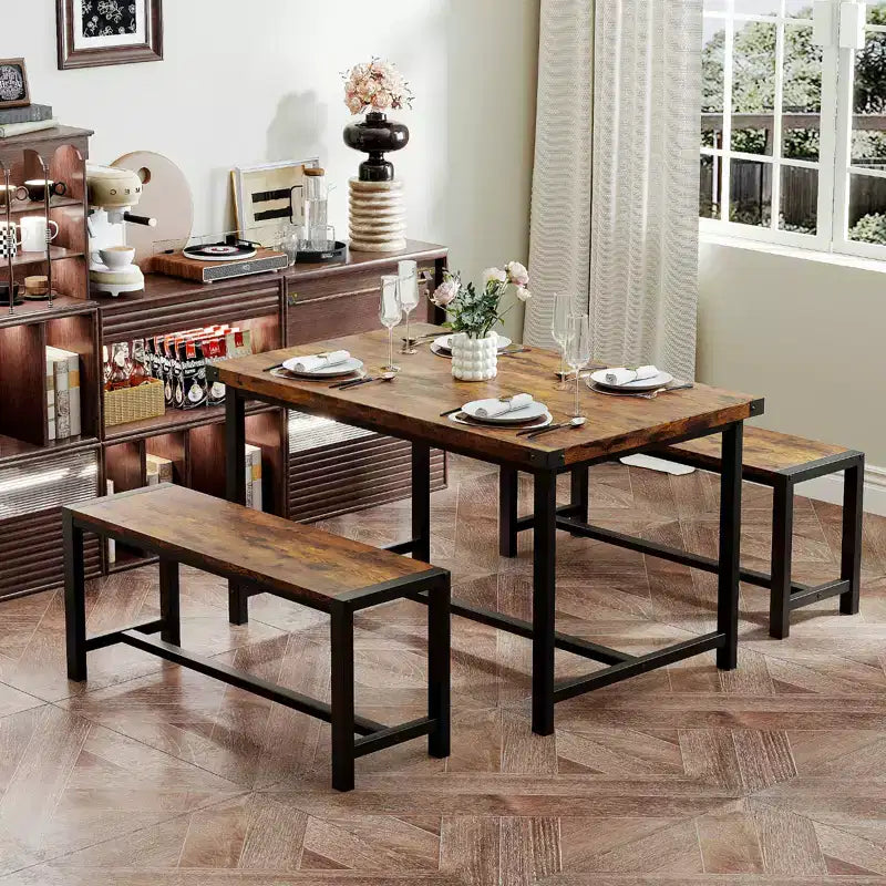 Ensemble de salle à manger compact pour 4-6 personnes, table rectangulaire en métal et bois avec 2 bancs, assemblage facile, idéal pour les appartements et les petits espaces.