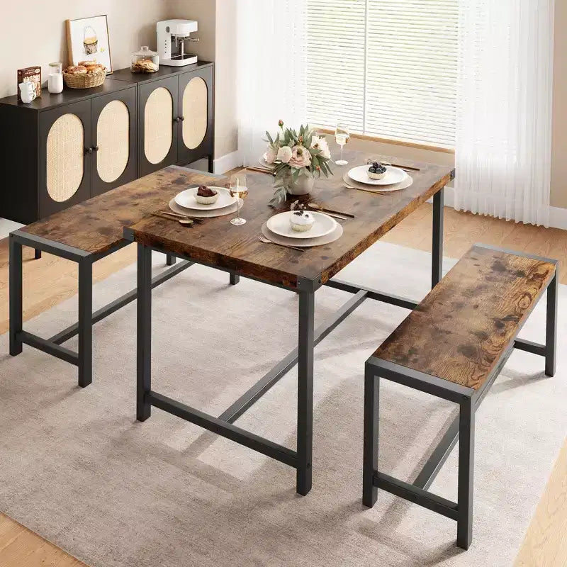 Ensemble de salle à manger compact pour 4-6 personnes, table rectangulaire en métal et bois avec 2 bancs, assemblage facile, idéal pour les appartements et les petits espaces.