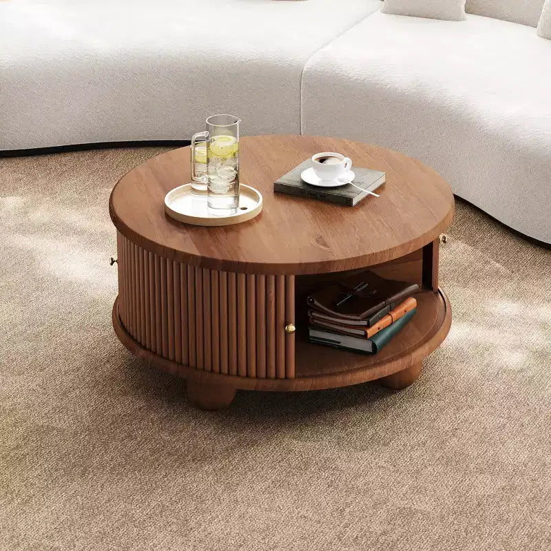 Table basse ronde Whisen 31,8 po avec rangement à porte coulissante dissimulée et base cannelée pour salon