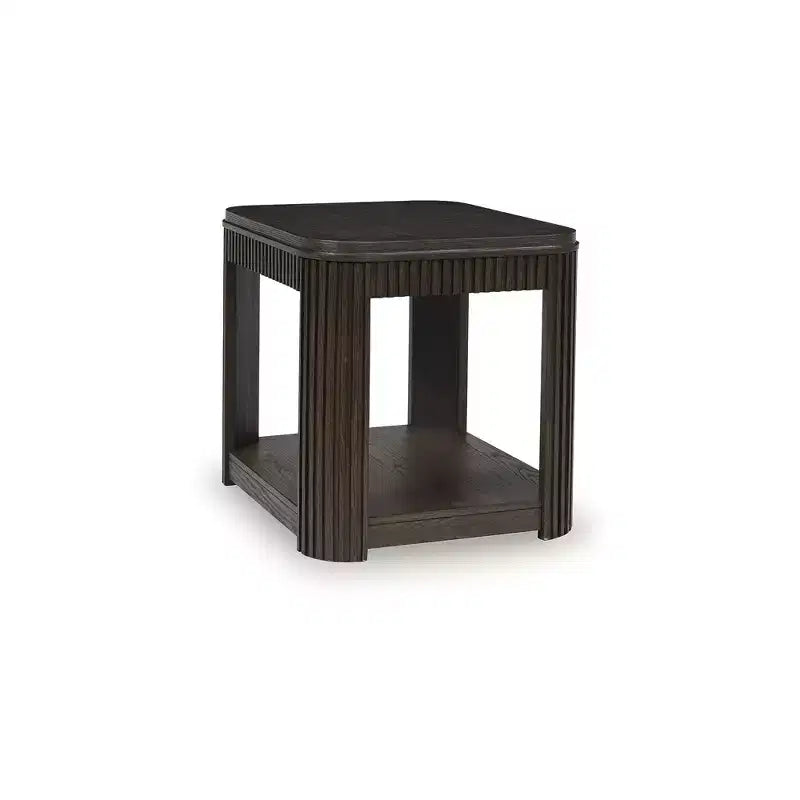 Table d'appoint rectangulaire Carlibrie de Signature Design by Ashley avec étagère inférieure, fini brun chaud